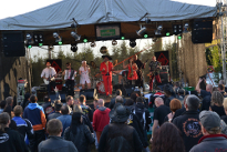 MOTORKÁŘSKÝ SRAZ DŘEVĚNICE A TŘI SESTRY BANDITOS